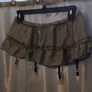 Houndstooth print sexy skirt/thigh high holders